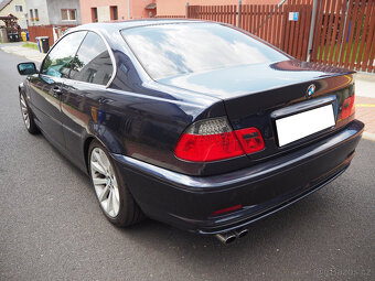 BMW Řada 3 330 CI - 7