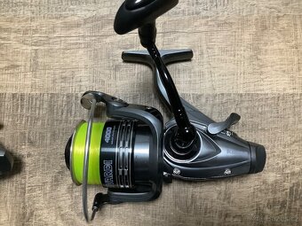 Prodám pruty Delphin Wasabi 3.6m navijáky Mivardi Kappa 4000 - 7