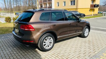 Prodám Volkswagen Touareg II 7P, 3.0TDI, CZ, servisní kniha - 7
