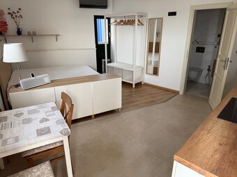 Prodej domu v Chorvatsku s olivovníkovou zahradou - 7