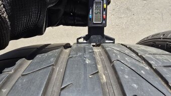 Letní pneu 245/35/19 Hankook - 7