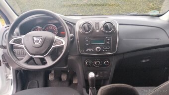 sandero 1,0i - 7