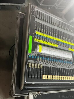 Avolites pearl 2004/2008 - 7
