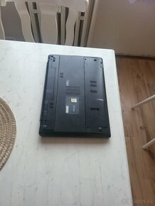 ASUS X55A-SX117H - 7