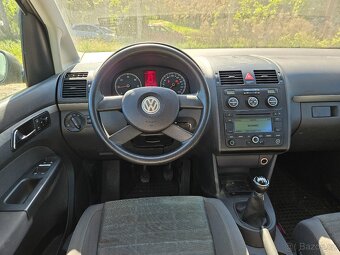 VW TOURAN 7 MÍST,1.9TDI,77KW,NAVI,DIGI,R.V.2006 - 7