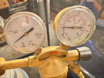 prodám CO2 Svářečku - 7