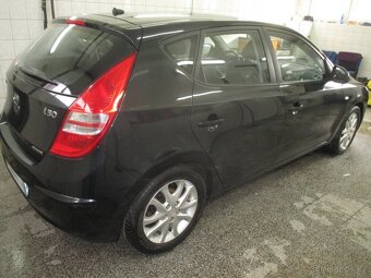 Hyundai i30 1,6 CRDi 115 - 7