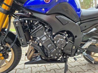 Yamaha FZ 8 N - SUPER STAV - ABS, AKRAPOVIČ 99.000,- Kč - 7