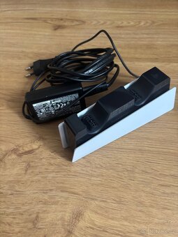 Prodám Playstation 5 - 7