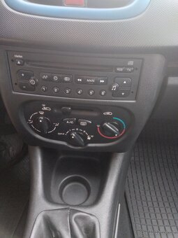 Peugeot 206+ +1.4i UrbanStyle - 7