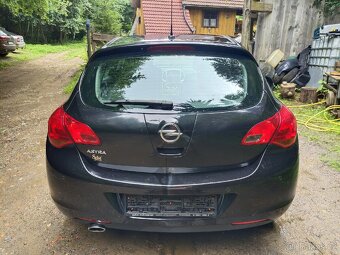 Opel Astra J 1.4i 88 kW 130km 1 majitel - 7