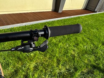 Canyon Neuron 6 - 7