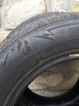ZIMNÍ PNEU 195/65 R15 Bridgestone - sada 2 ks - 7