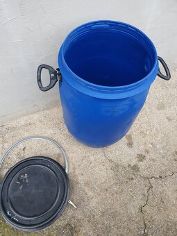 Plastový sud s vikem - 7