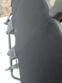PRODÁM TROJSEDAČKU S INTEGROVANÝMI PÁSY RENAULT MASTER 2019 - 7