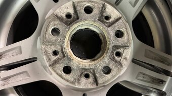 Sada alu disků BMW 8JX18 EH2 + - 7