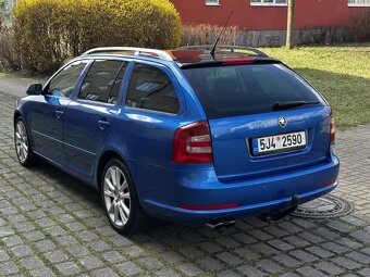 Škoda Octavia 2.0 TDi RS 125kW Xenony Tažné Kůže Tempomat - 7
