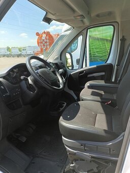 Peugeot Boxer 2,2 Blue HDi skříň - 7