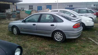 Renault Laguna v6 - 7