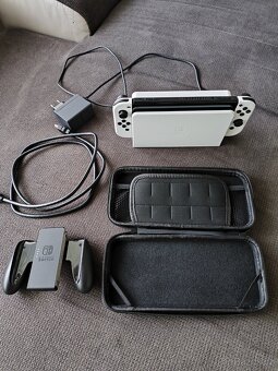 Nintendo Switch OLED White - 7