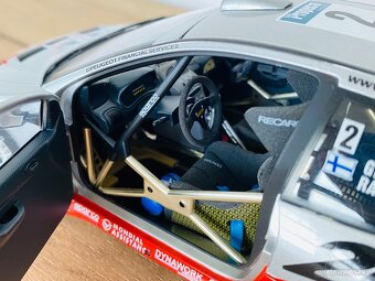 Peugeot 206 WRC AUTOart 1:18 - 7