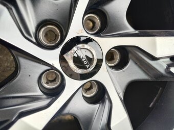 18"zimní alu sada Bicolor 5x108 origo Volvo XC40 V90CC V60 - 7