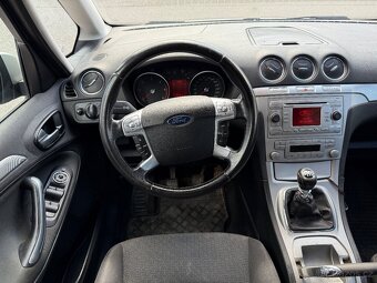 Ford Galaxy 1.8 TDCi • 9/2007 • 92 kw • 2 sady kol • 7 míst - 7