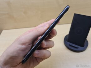 iPhone 7 (128GB) - 7