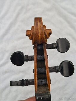 Krásné zajímavé housle - 7