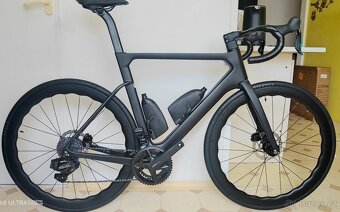 silniční karbonové kolo s elektronickým řazením - 7