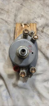 Jawa panelka 250 , 350 . 559 ,360 - 7