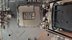 Asus ROG Maximus XI Extreme Z390 - 7