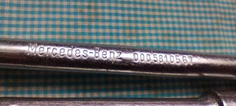 nář.k autu- Mercedes Benz - 7