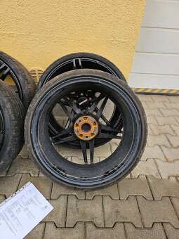 5x112 r20 Motec - 7