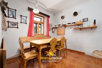 Prodej historické chalupy 120 m2, pozemek 1726m2 - Polička - - 7