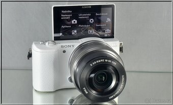 Sony A 5100 + 16-50mm DSLMFull HDVWIFI950 Exp. - 7