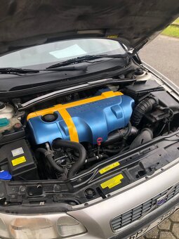 Volvo S60 2,4 D5 - 7