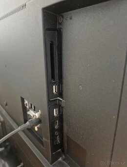 4K UHD Smart JVC televizor - 7