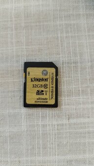 Nikon D5100 + objektivy - 7