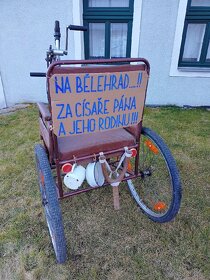 Historická invalidní tříkolka, velociped, bicykl - 7