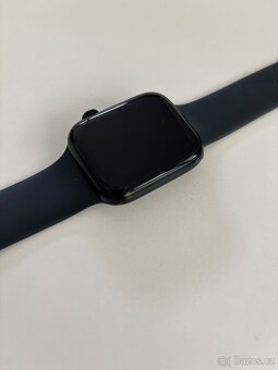 Apple Watch 9 45mm (wifi verze) - 7