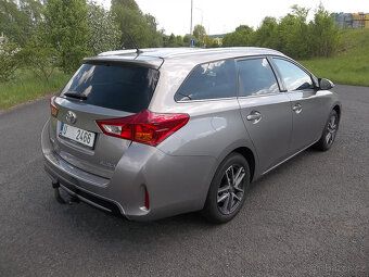 Toyota Auris 1,6 Kombi, r.v. 06/2015, najeto jen 103tkm - 7