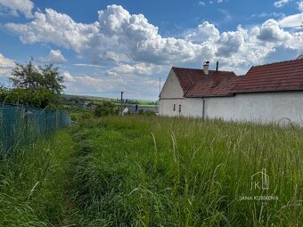 Pozemek o výměře 2 455 m² v klidné lokalitě u lesa - 7