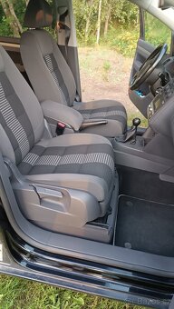 Prodám VW Touran 2l 103 kw - 7