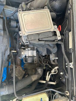 Veškeré díly Mercedes Benz  b170 1.7 85kw bíla - 7