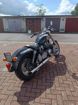 Triumph Bonneville America 800 - 7