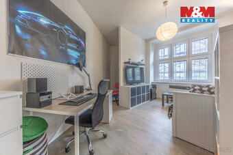 Prodej bytu 4+1, lodžie, 92 m², Praha, ul. Bartoškova - 7