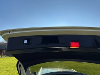 Mercedes-Benz E 220d 4MATIC kombi 147kW 4x4 - 7