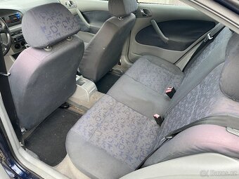 Škoda Octavia 1.6i GLX 55kW - 7