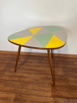 Konferenční stolek „trsátko“ - 7